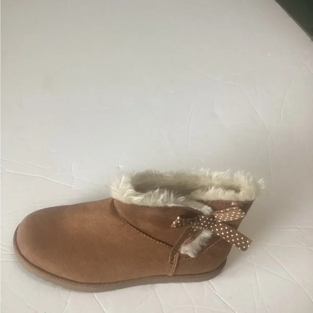 Brown Faux Fur Lined Ankle Boot with Bow girls size 4 left boot only